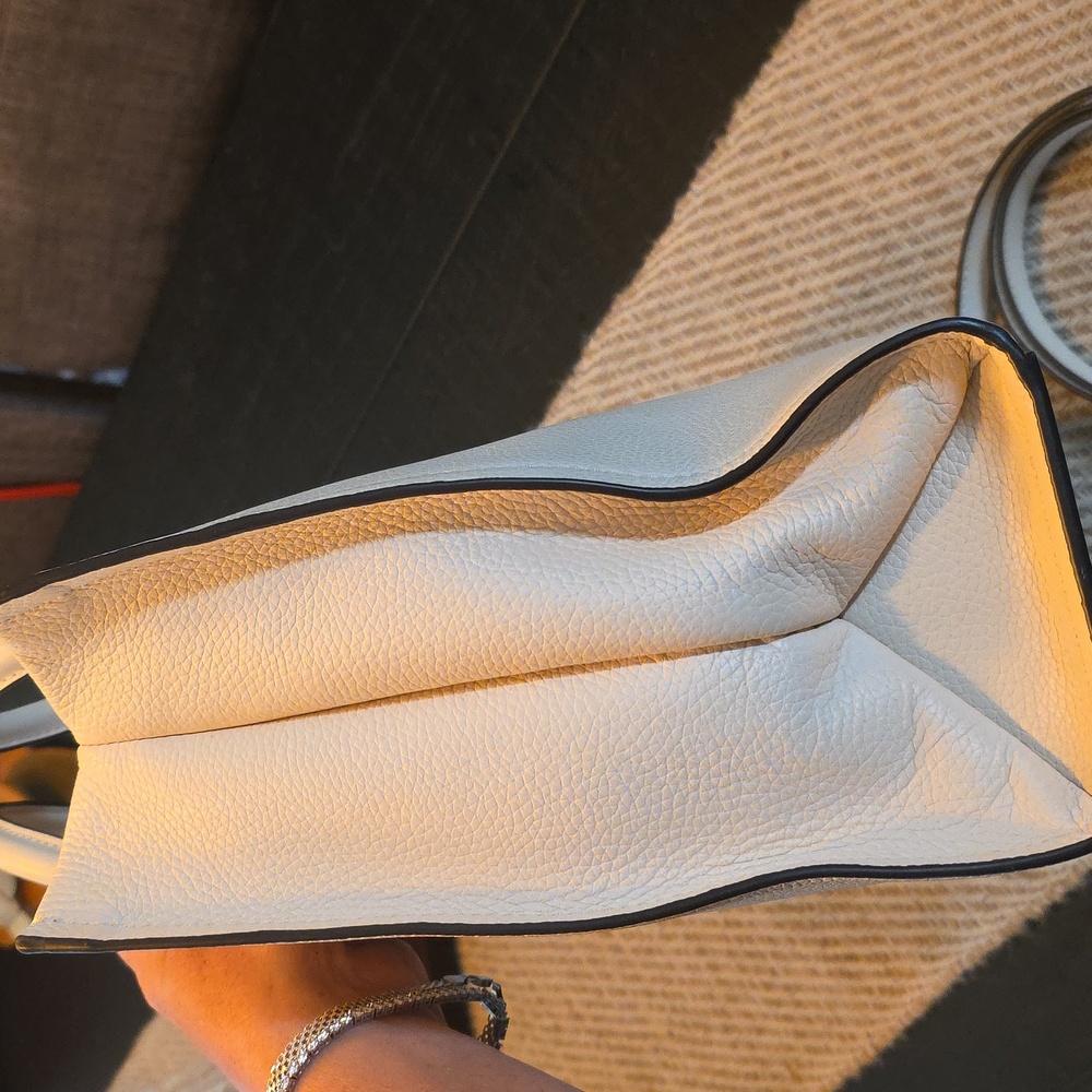 Micheal Kors Miraella‎ Large Tote Nwot - Picture 6 of 10